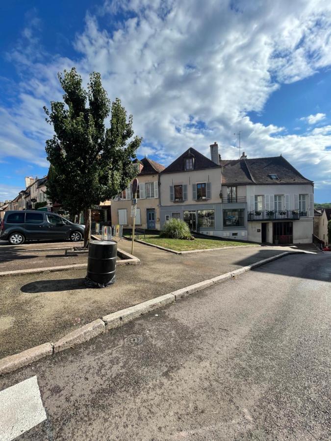 Appartement Moderne Centre Ville, 5 Personnes, 65 M2 Semur-en-Auxois Exterior photo
