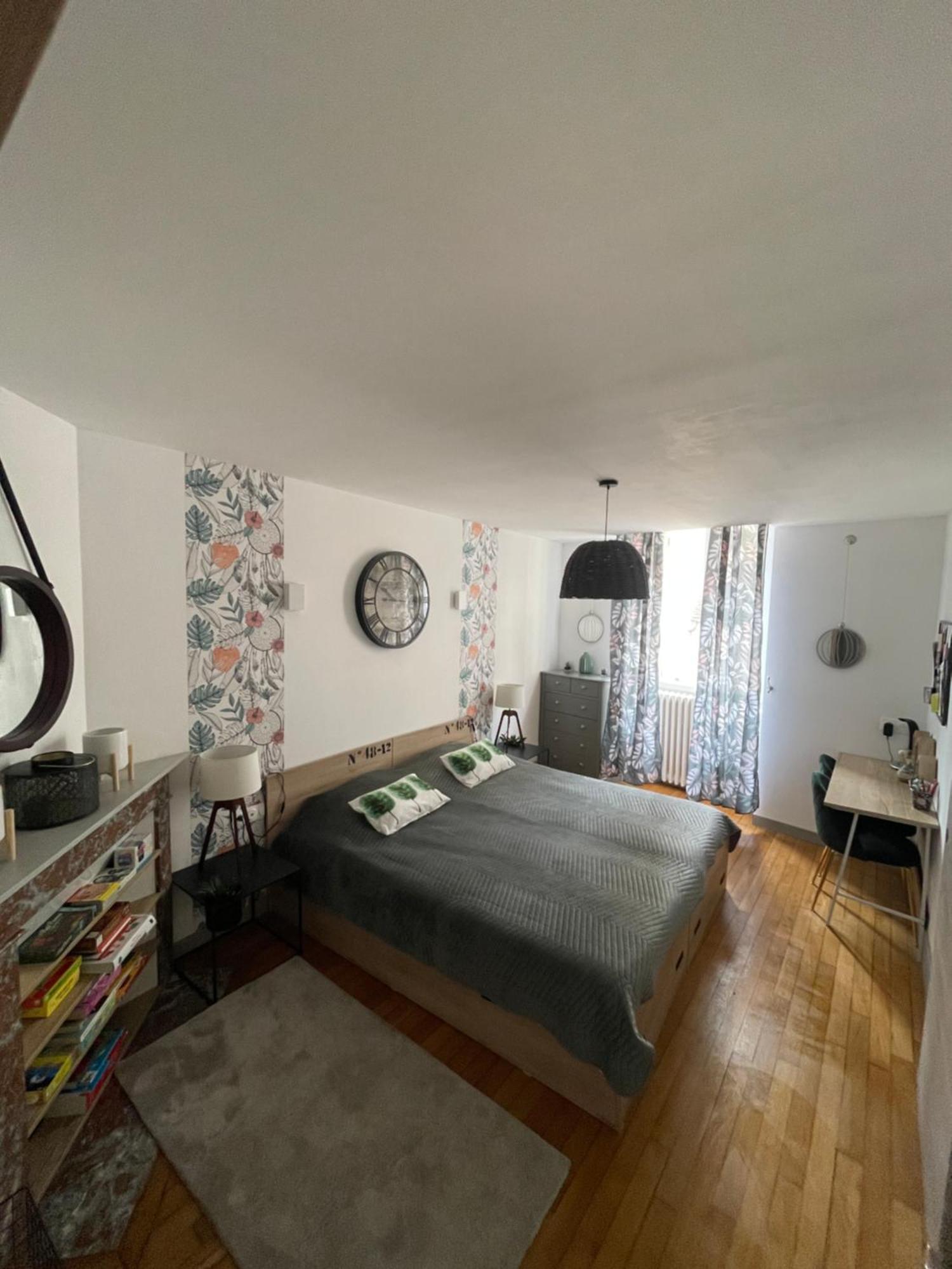 Appartement Moderne Centre Ville, 5 Personnes, 65 M2 Semur-en-Auxois Exterior photo